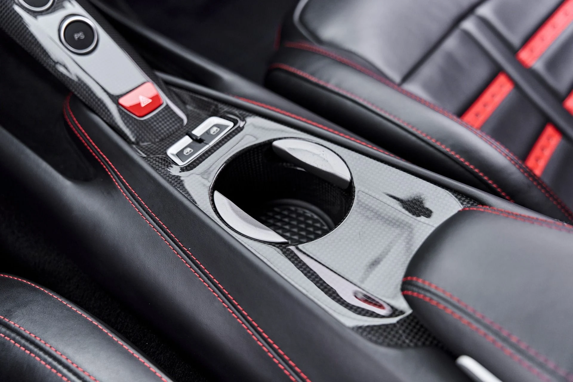 mph081_902897588_Used_2016_Ferrari_F12_Berlinetta_1789434800_ee5738d8ac