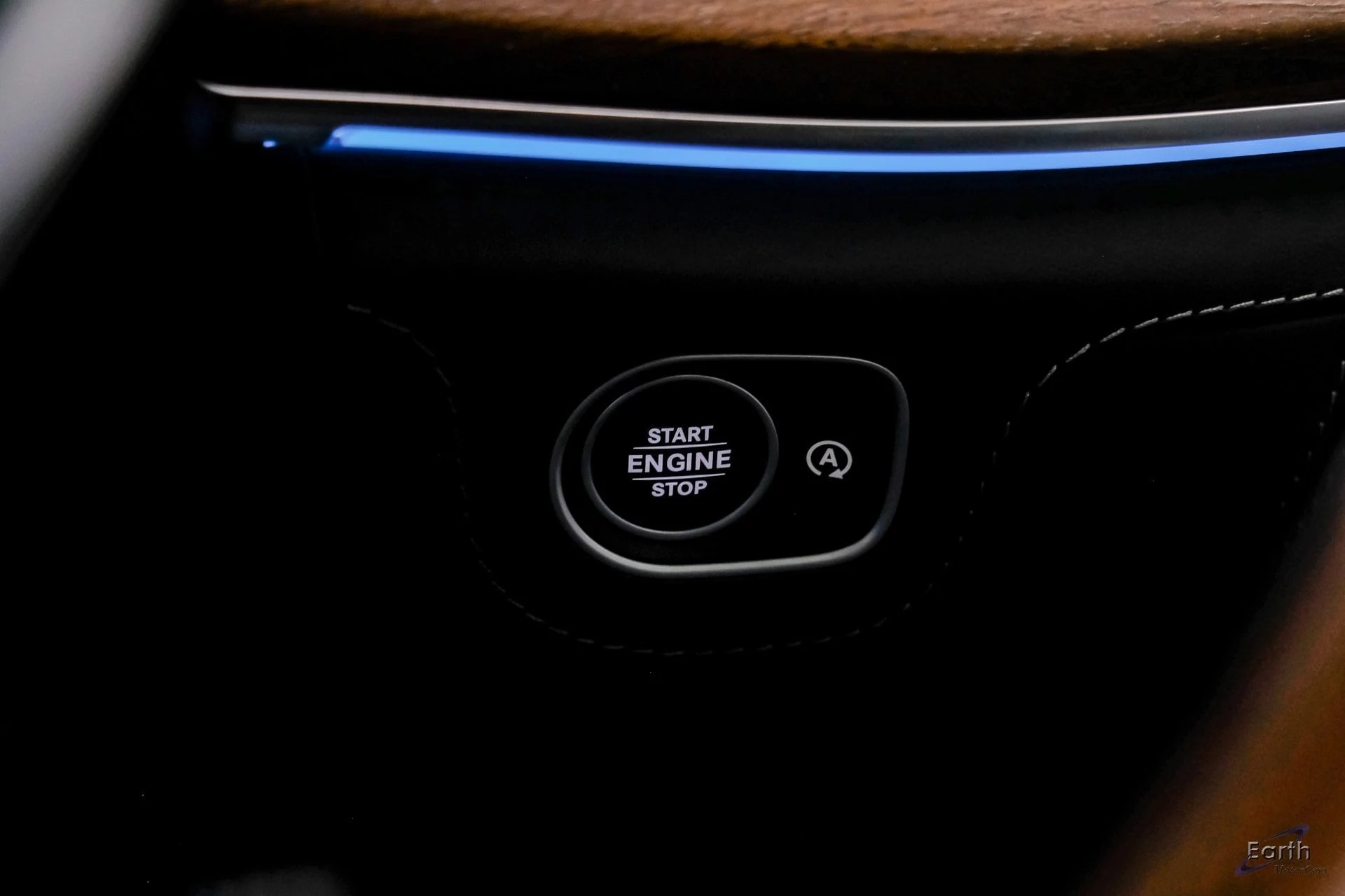 mph081_907610136_d277b271e3427a7d6a4570b13c24e82bx_51ac39adf9