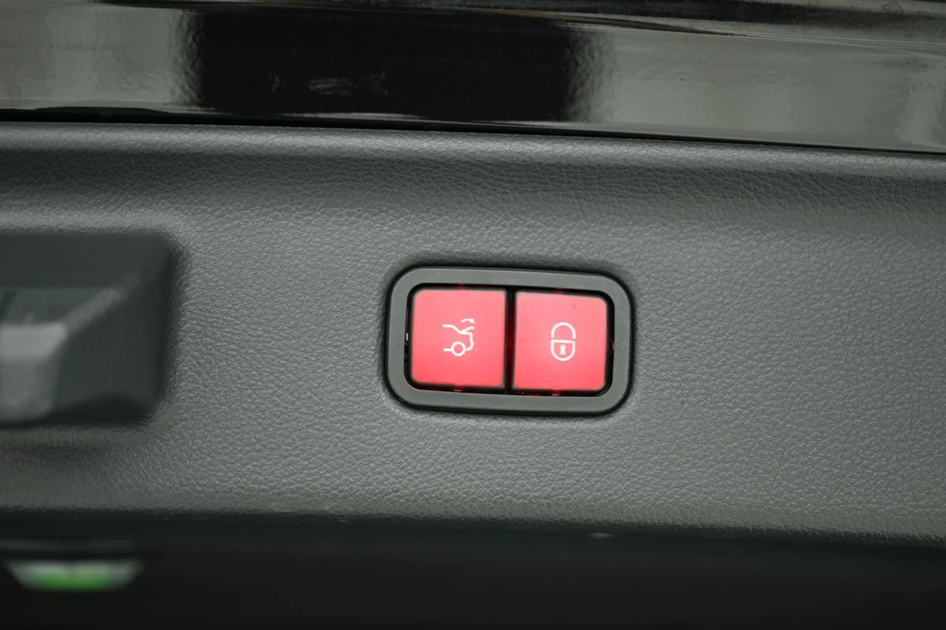 mph082_1009337015_eb114ed44aa2b51c566d76c48a7bd418_a711bdcd29