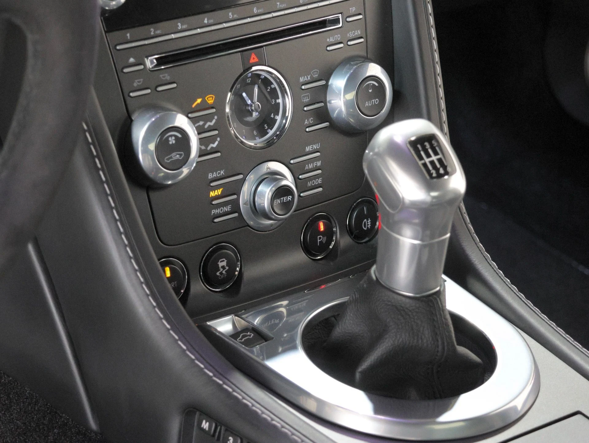 mph082_1069804169_Used_2012_Aston_Martin_V12_Vantage_Rare_6_Speed_Manual_Over_200_K_MSRP_20_K_In_Recent_Maintenance_1770846605_2ef388bd88