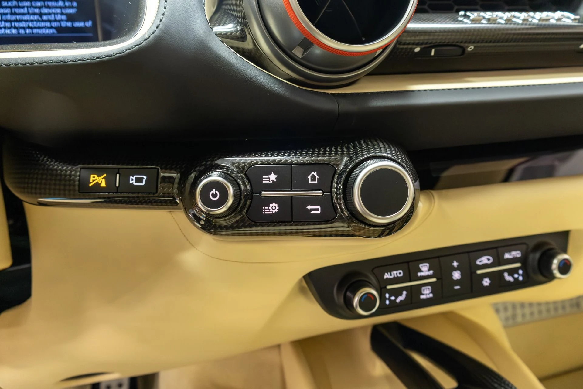 mph082_1152818187_Used_2018_Ferrari_812_Superfast_1763480061_ff32bdc0f8