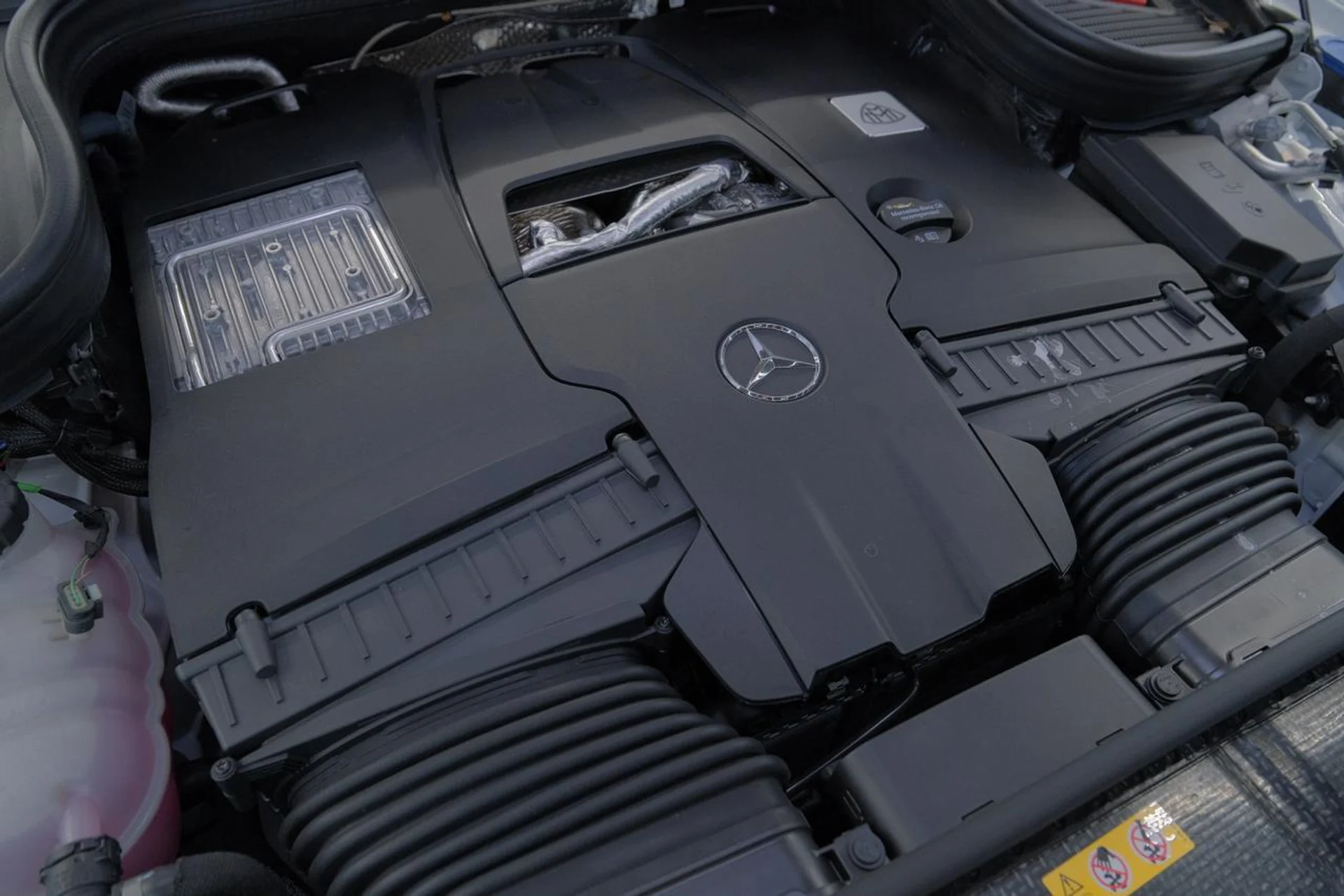 mph082_1227817915_50ab80bd53fa2b4f0a38fe25f975a17c_27d76a4b93