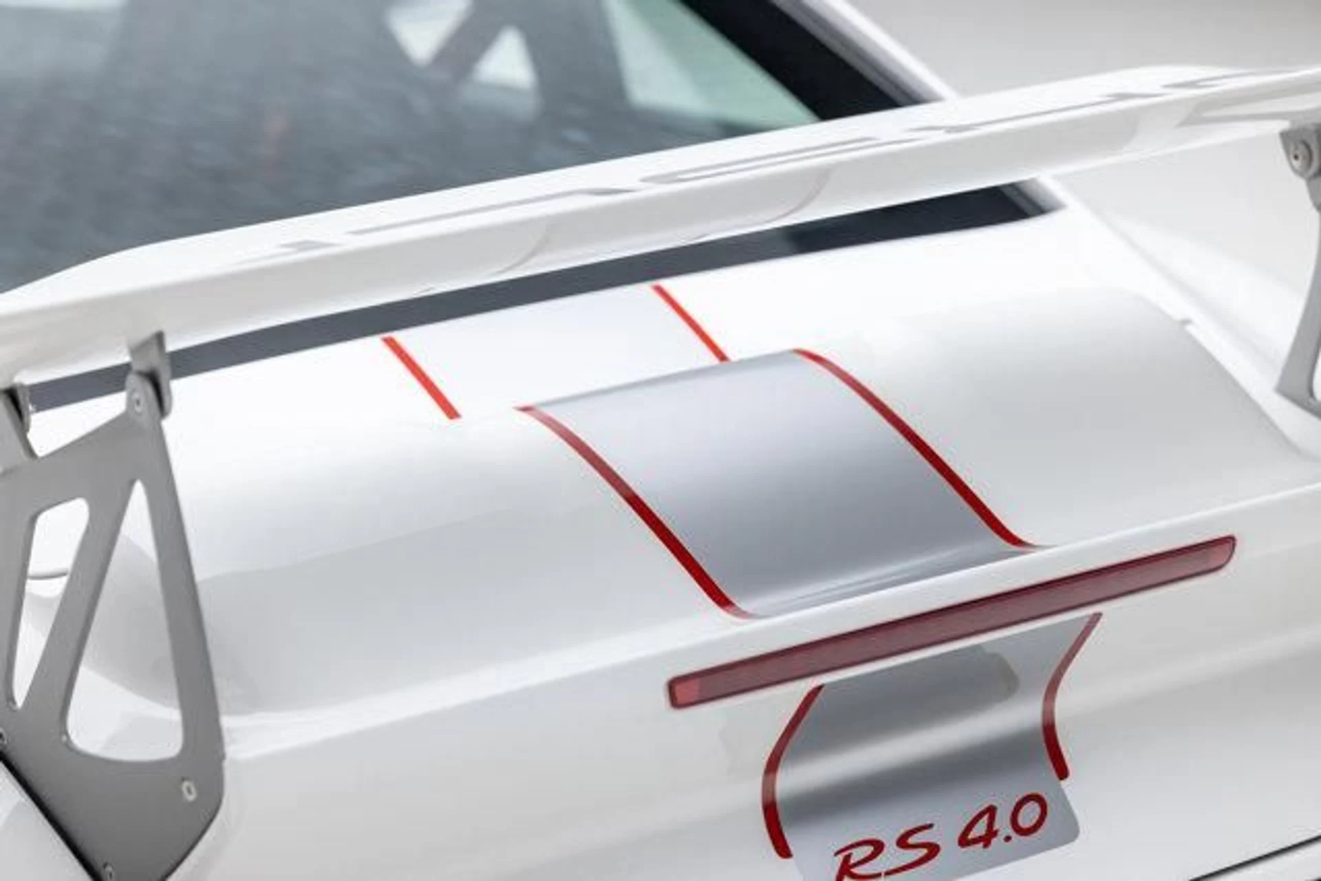 mph082_1302557821_da18_Qc_S_Vz_D3_IY_Uwm_O_Pre_M_Co_Vw_998dab4789