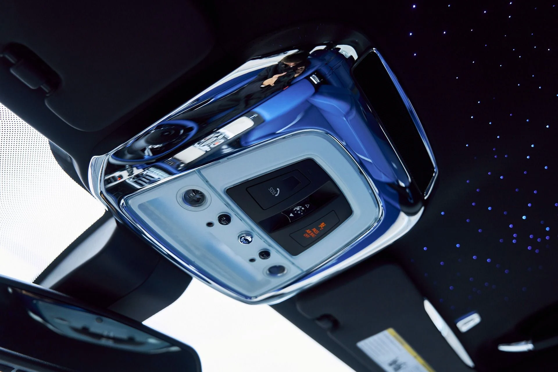 mph082_1461870776_Used_2019_Rolls_Royce_Ghost_Base_1767224411_8d7d6e9bc7