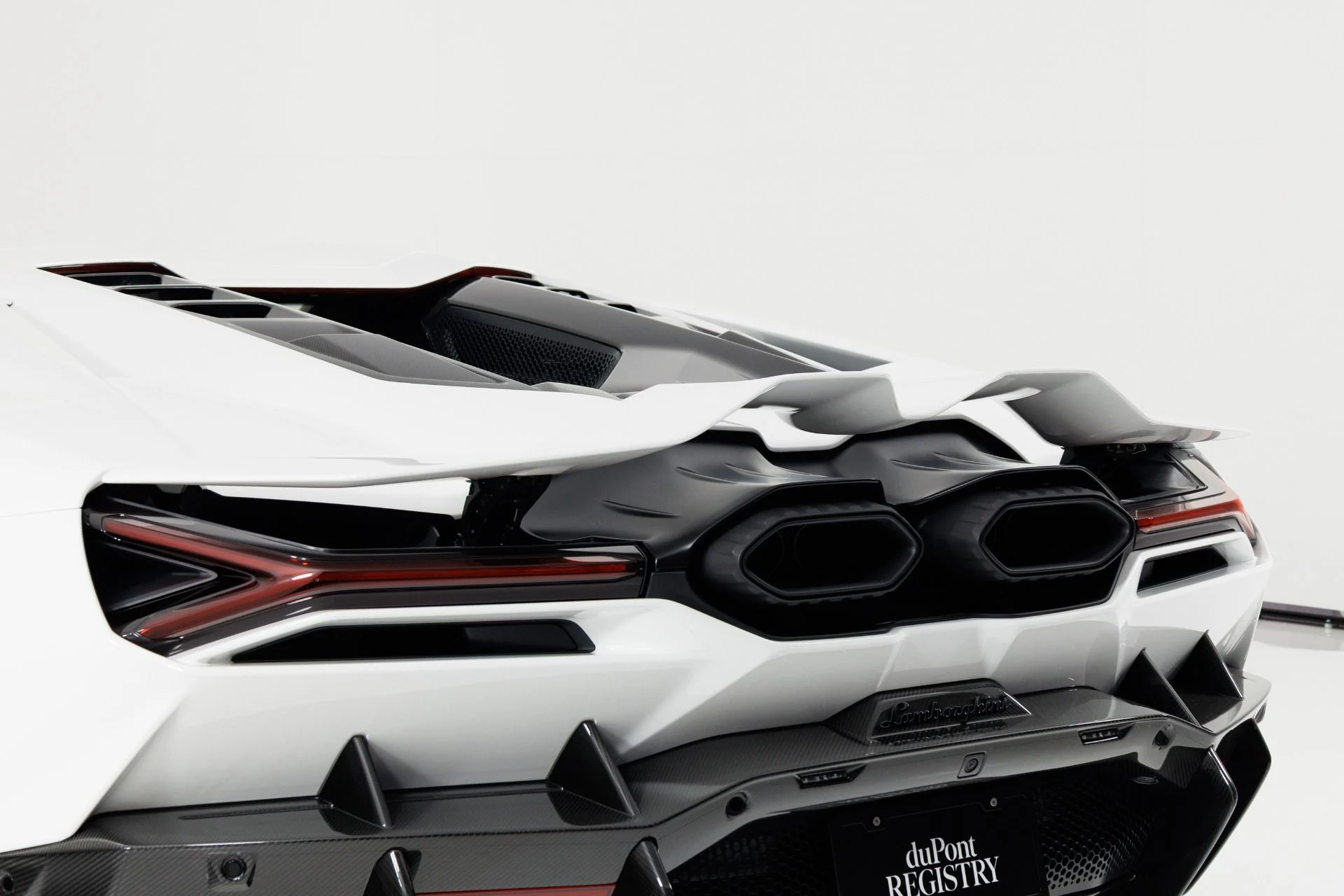mph082_1492695977_Used_2024_Lamborghini_Revuelto_1786042601_96bdf39450