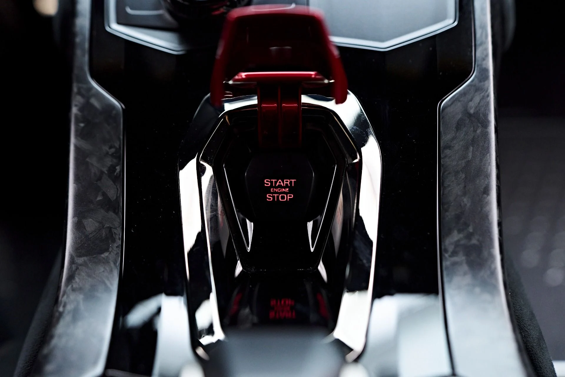 mph082_1542973571_Used_2018_Lamborghini_Huracan_Performante_1761069234_5962666497