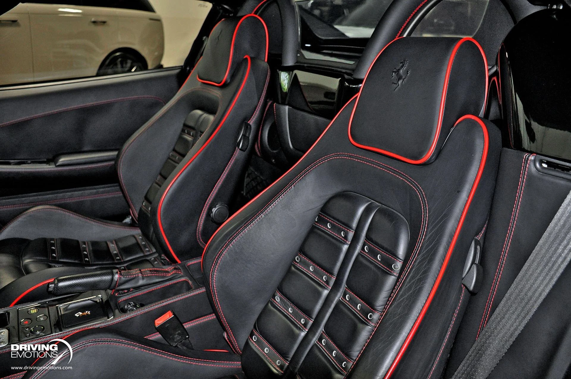 mph082_1767625993_885_p83_l_e808be8b36