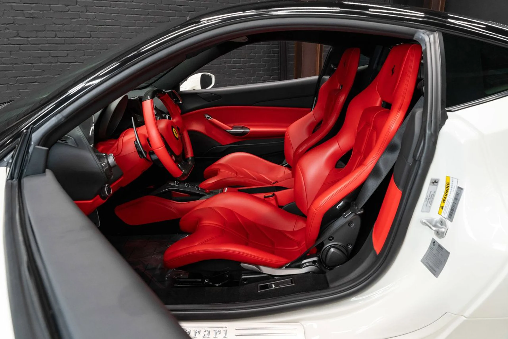 mph082_1777873983_ferrari_488_gtb_2018_68e56bbfdb