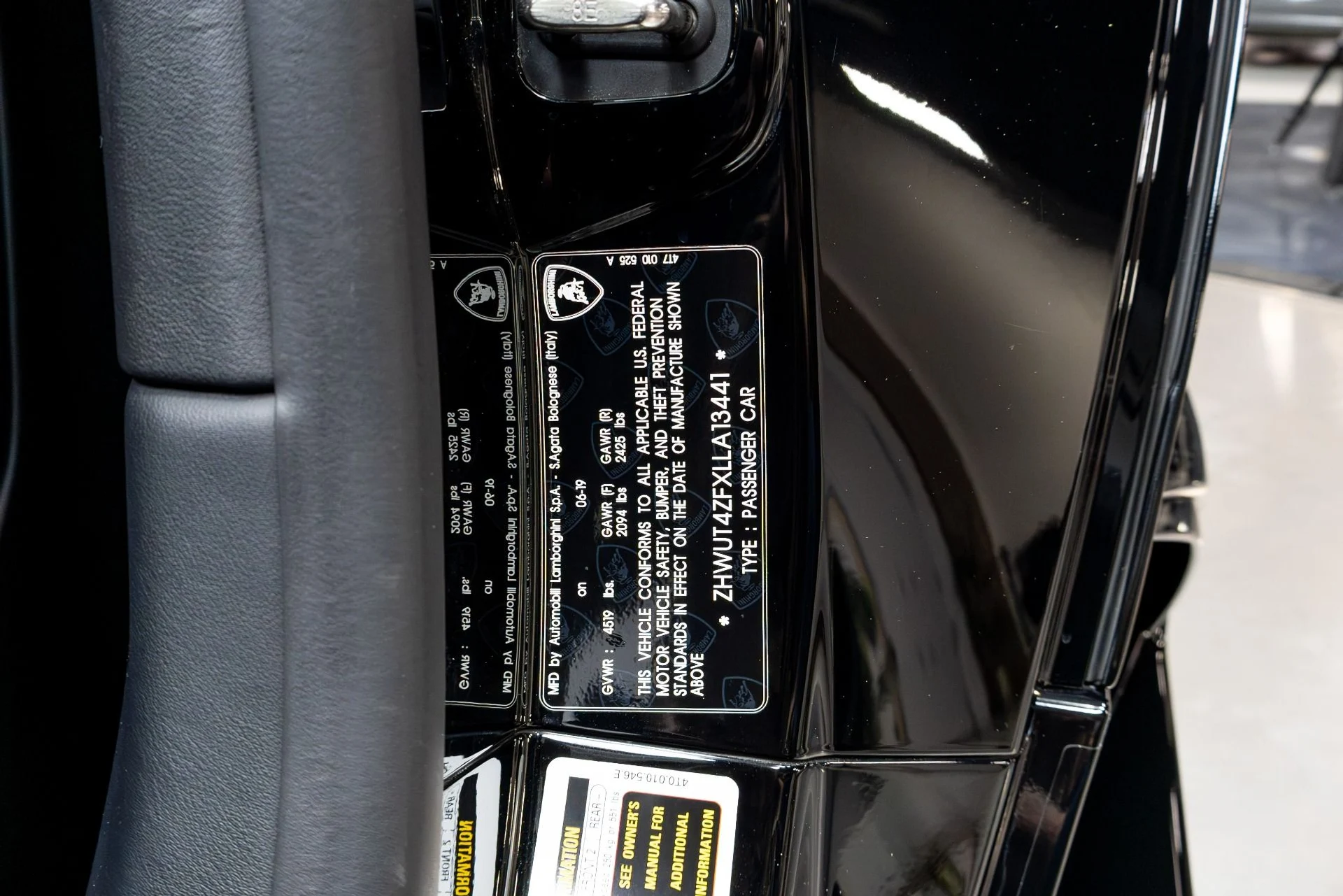 mph082_2020671817_Used_2020_Lamborghini_Huracan_EVO_1774302788_fc6a3977a5