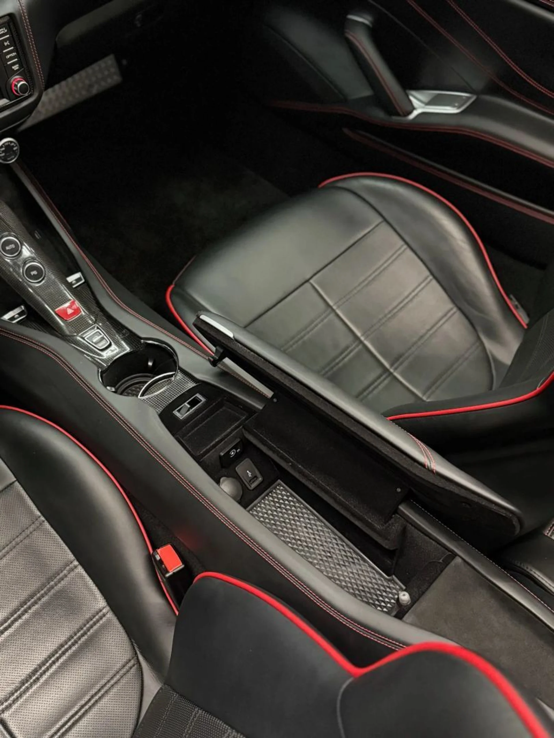 mph082_206052471_202511_f207db35f8654981ab5062b684d9a906_30b6a46b96