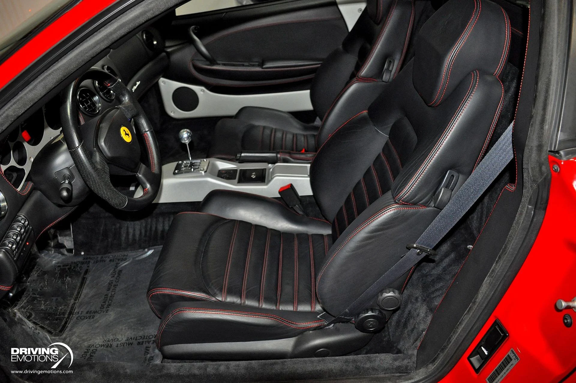 mph082_2075452489_824_p83_l_0d5defd76a