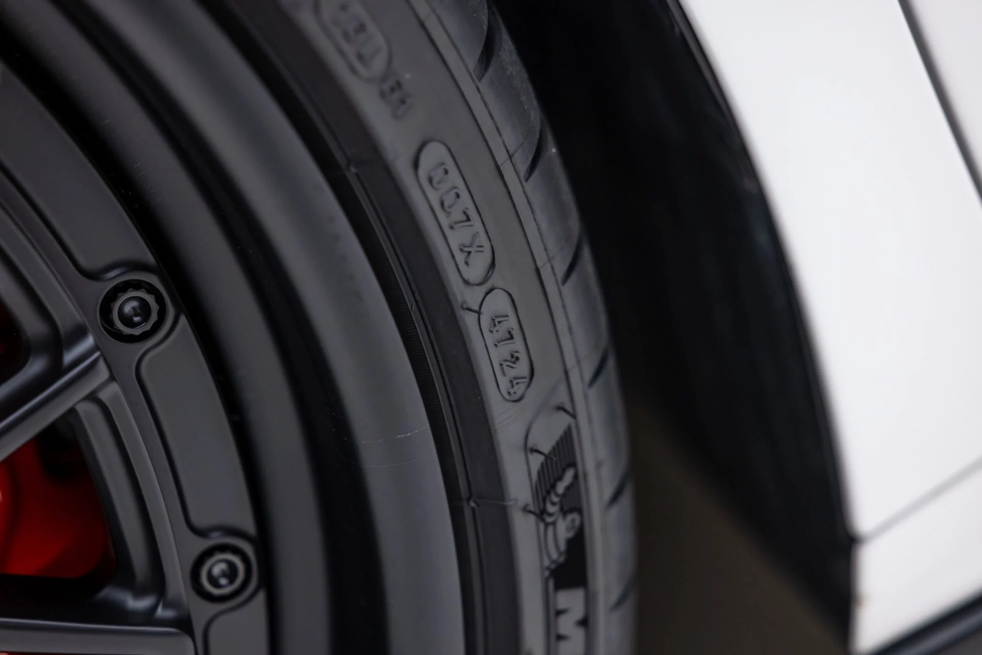 mph082_2093448159_13197_p83_l_b308103882