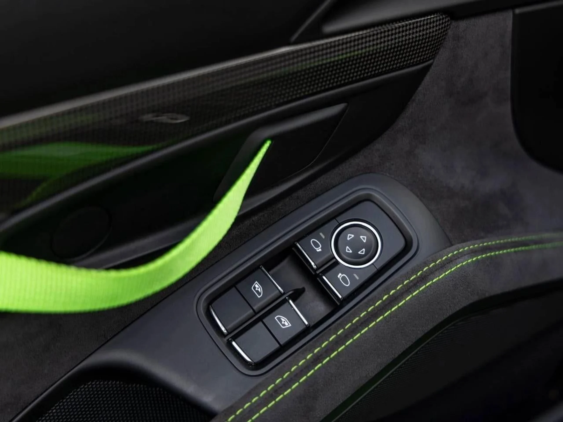 mph082_2189312528_83_c08fa4a6b1