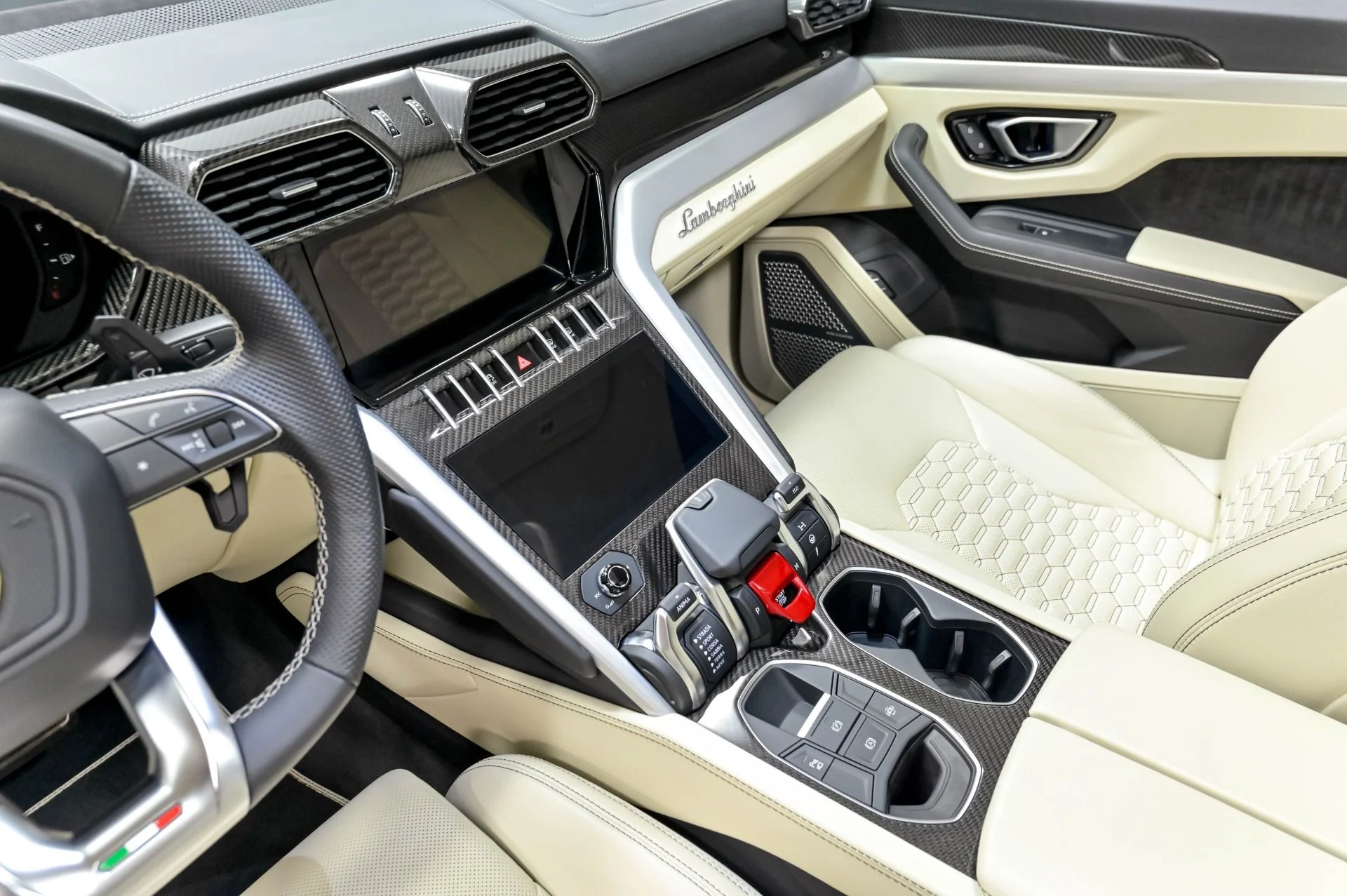 mph082_2210776480_Used_2020_Lamborghini_Urus_1778528583_6d7e1ad3f9