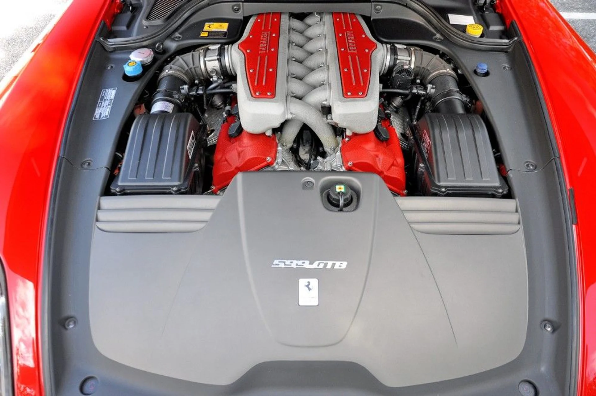 mph082_2273763995_13_p83_l_d407686df4