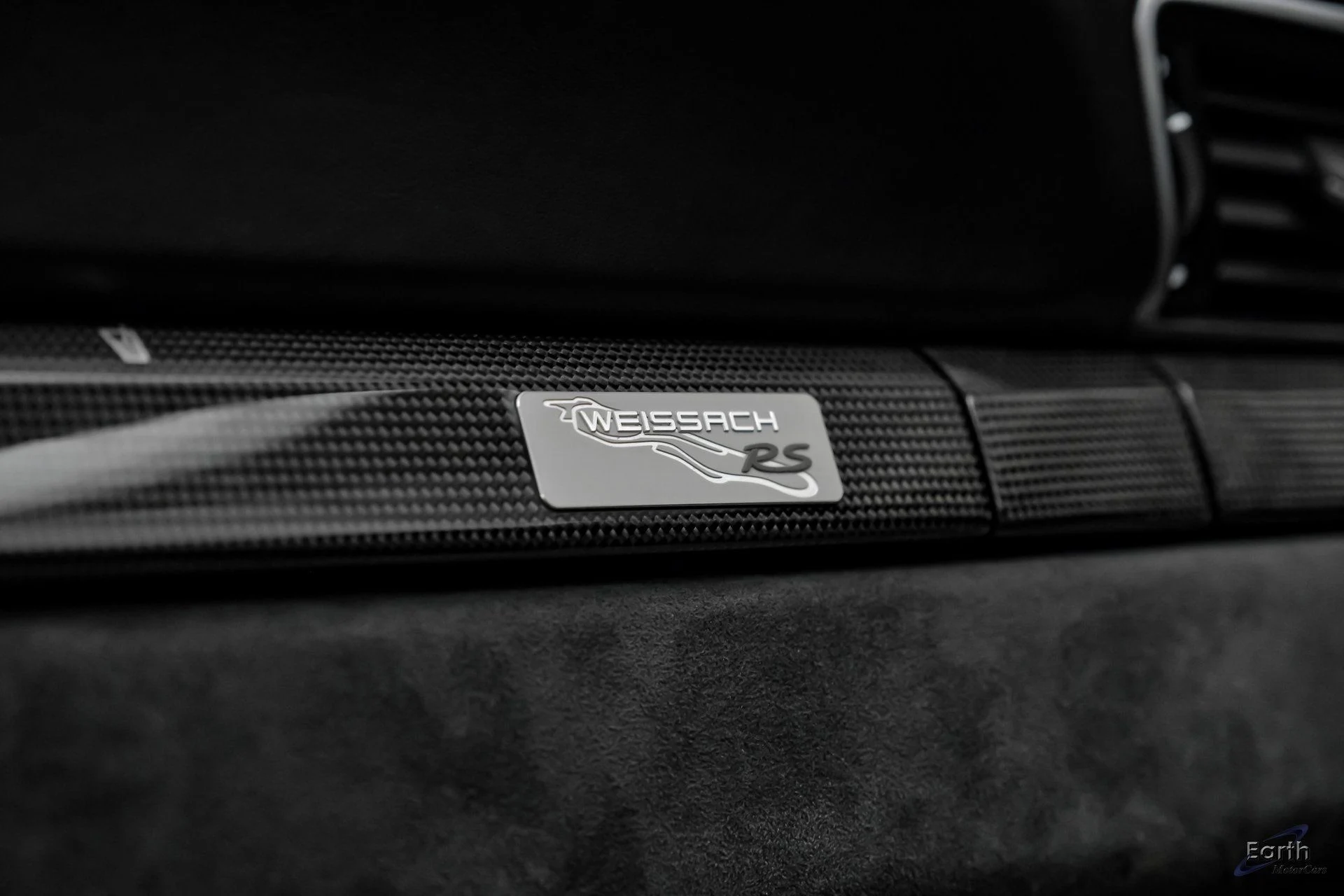 mph082_2337880668_dc85138203ed82722a5487a1f6dd791bx_b1293aa3f8