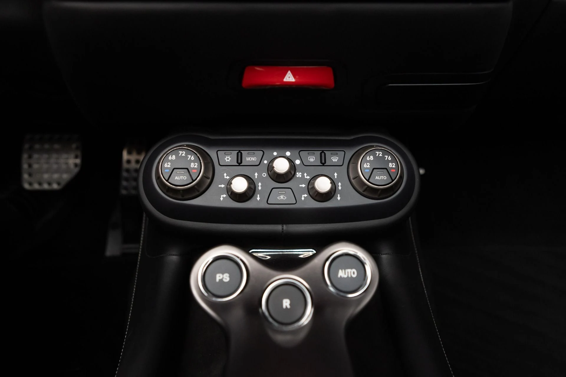 mph082_2649193262_Used_2010_Ferrari_California_1773068513_576bdf05d8