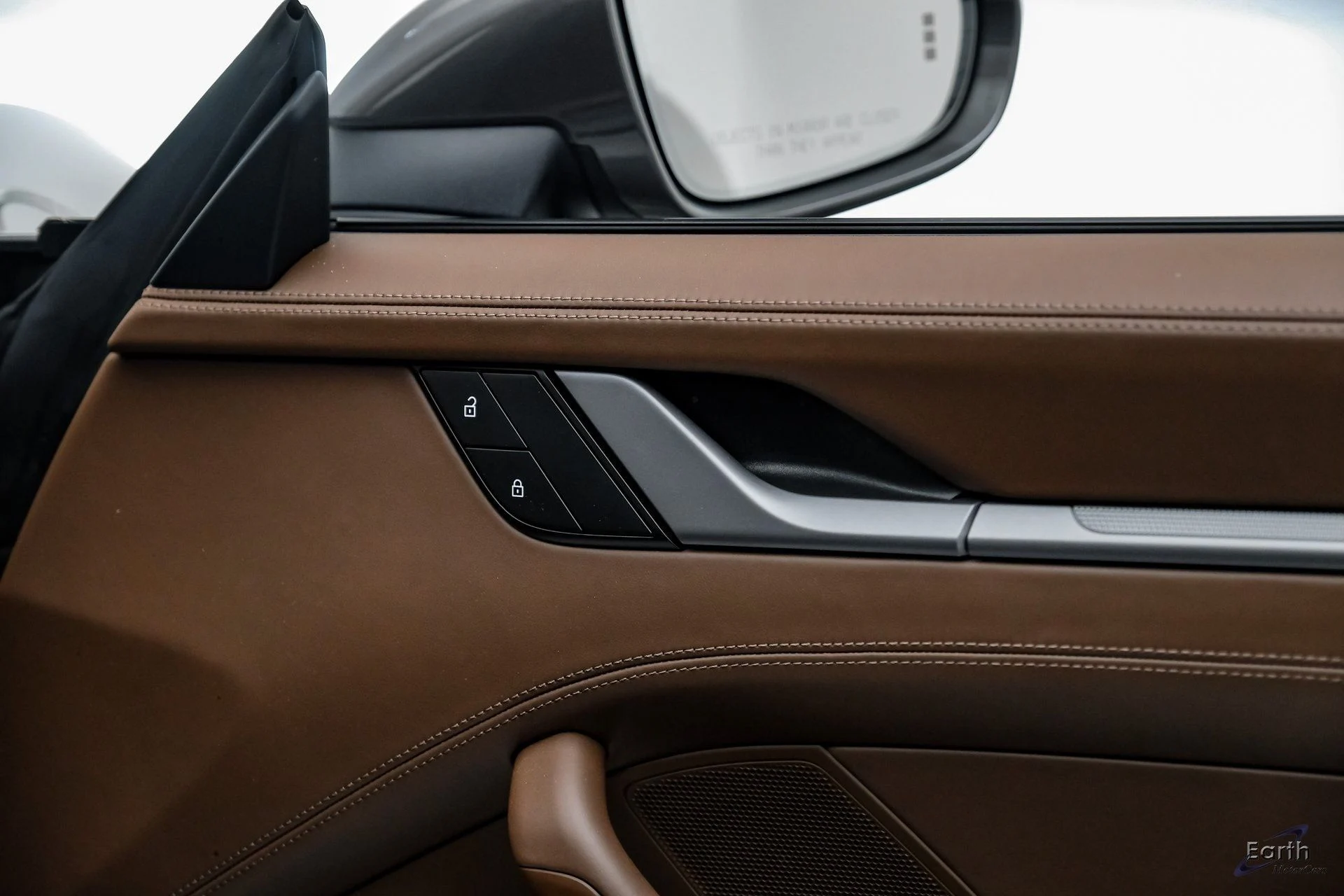 mph082_2662235442_643ac6bdfe349f62359f6ae864119961x_8ccd14a7c9