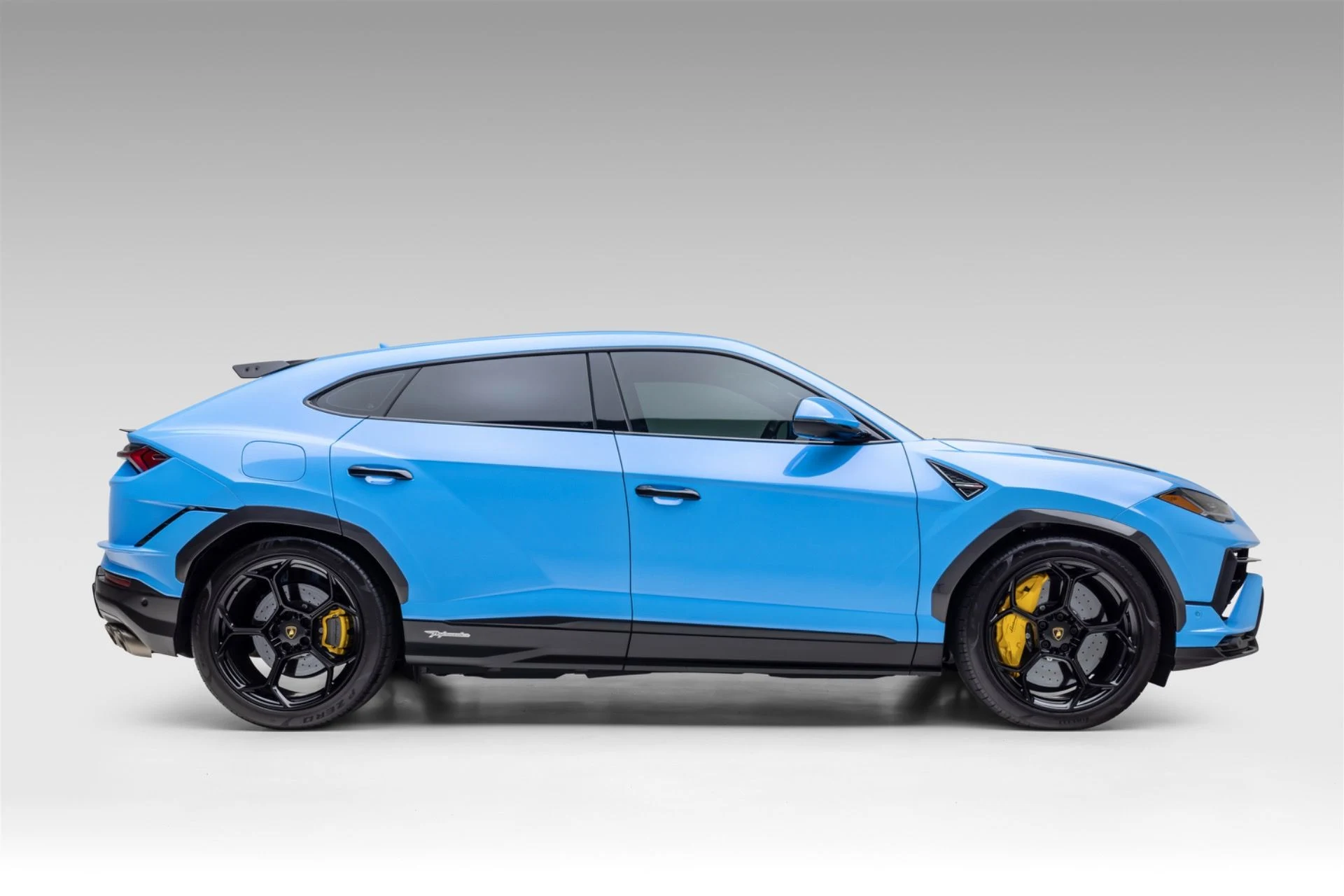 mph082_2712820019_13287_p83_l_1033be2aac