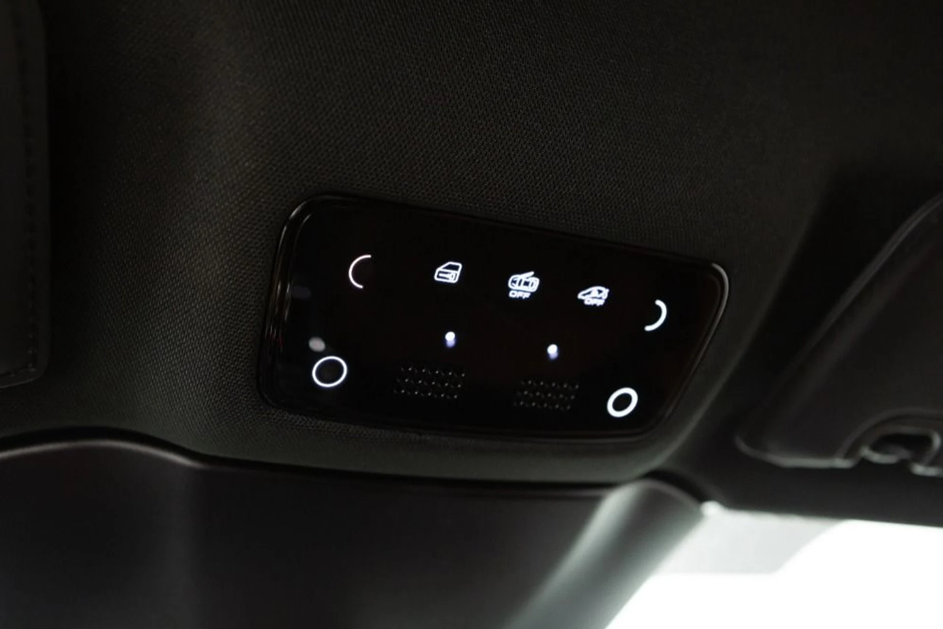 mph082_2841271865_Used_2023_Ferrari_Roma_3c0a19f4ea