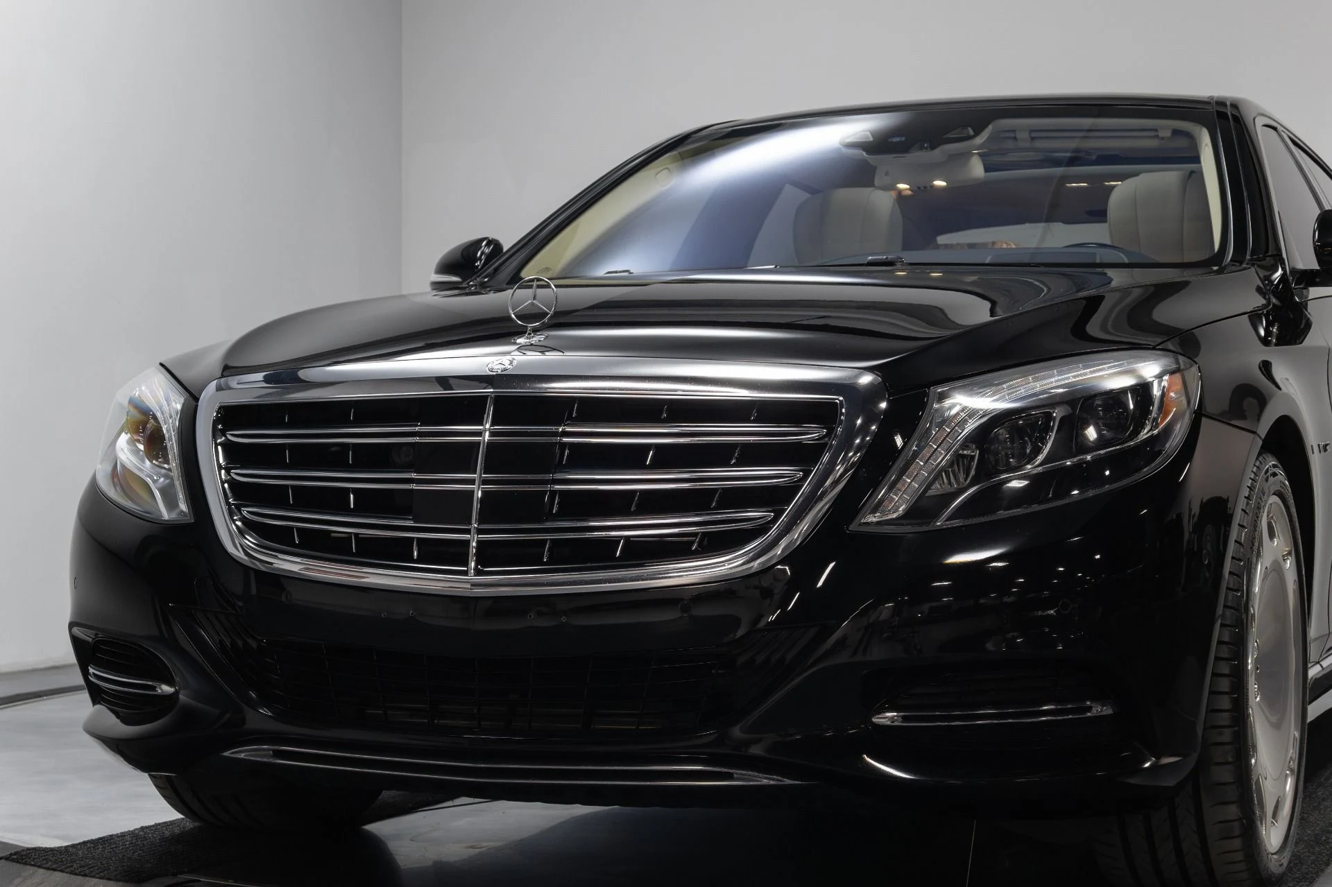 mph082_286458155_Used_2016_Mercedes_Benz_S_Class_Maybach_S_600_1763586066_12288ad11d