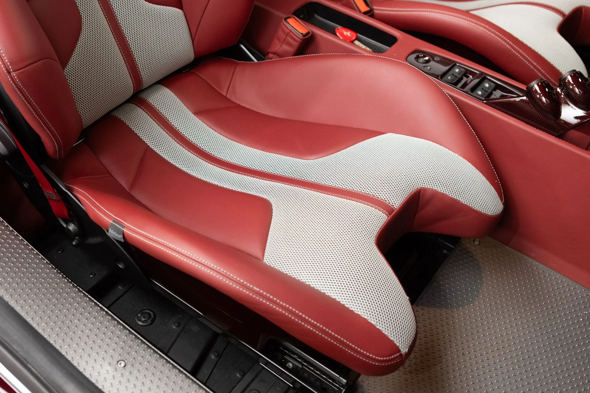 mph082_2932286589_Used_2015_Ferrari_458_Speciale_A_1782410352_91ae37915d