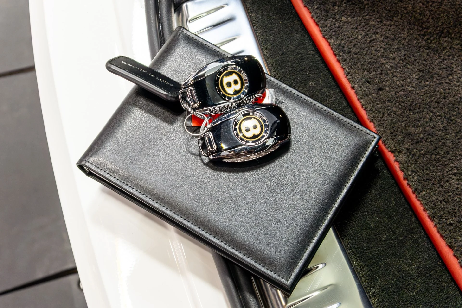 mph082_3147427278_Used_2020_Bentley_Bentayga_V8_1774292036_f125ffb45d