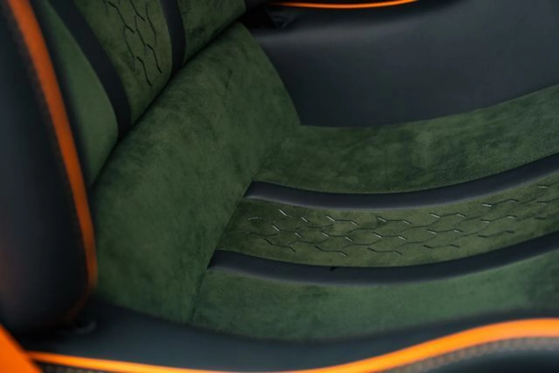 mph082_3171371718_c169ce3ab7234c30a06855f572f4ba38_30f0905a64