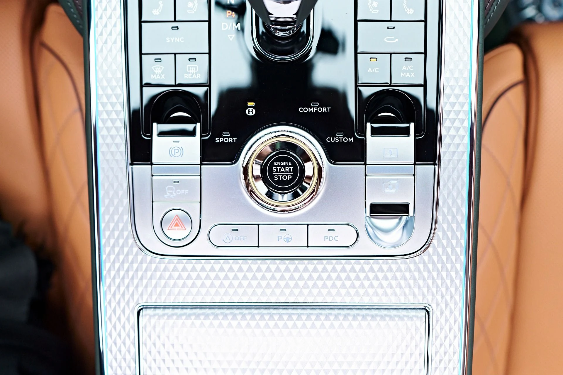 mph082_3172875238_Used_2024_Bentley_Flying_Spur_Mulliner_W12_1756173526_cb832a8ddf