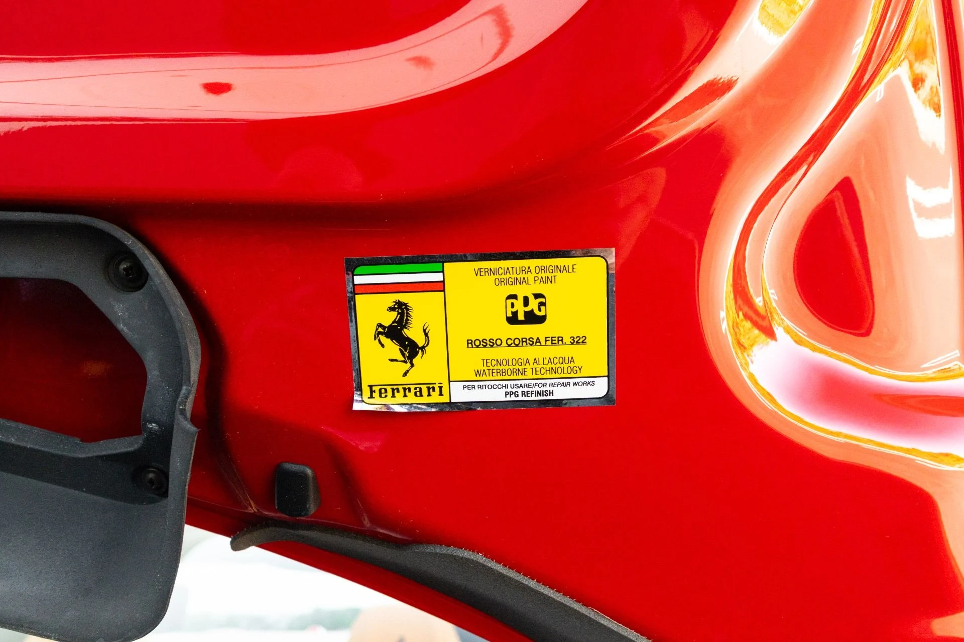 mph082_3198946579_Used_2017_Ferrari_488_Spider_1771886978_9de266cd66