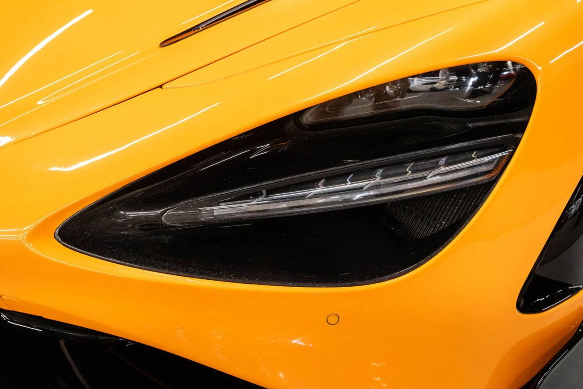 mph082_3356061357_mclaren_765lt_2021_3f2b725ee8