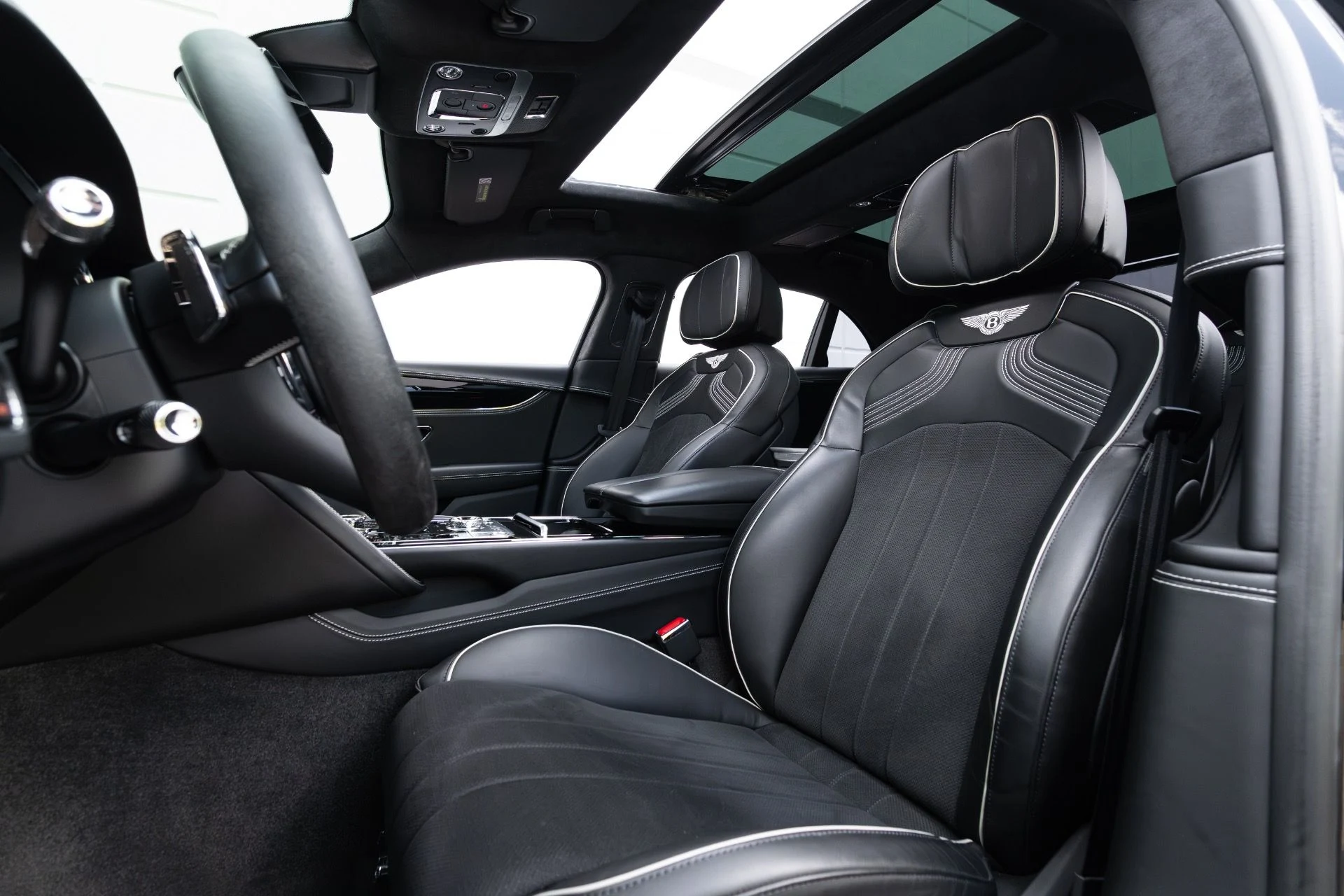 mph082_3447901105_Used_2023_Bentley_Flying_Spur_S_V8_1778782784_6a0bef8ac6