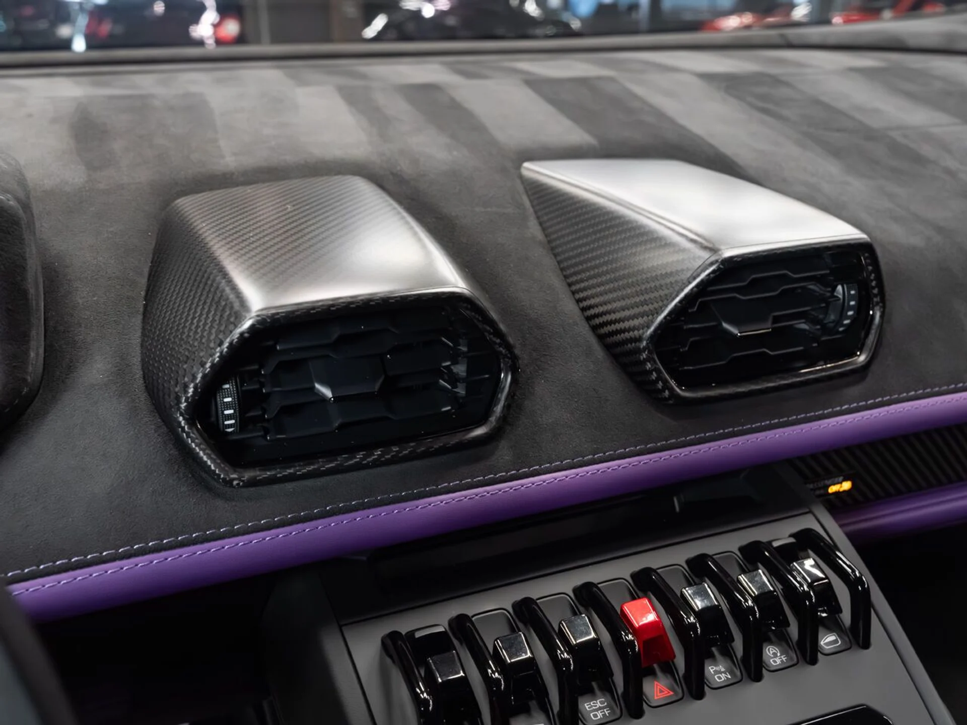 mph082_3511716405_lamborghini_huracan_tecnica_2023_f80ac238ed