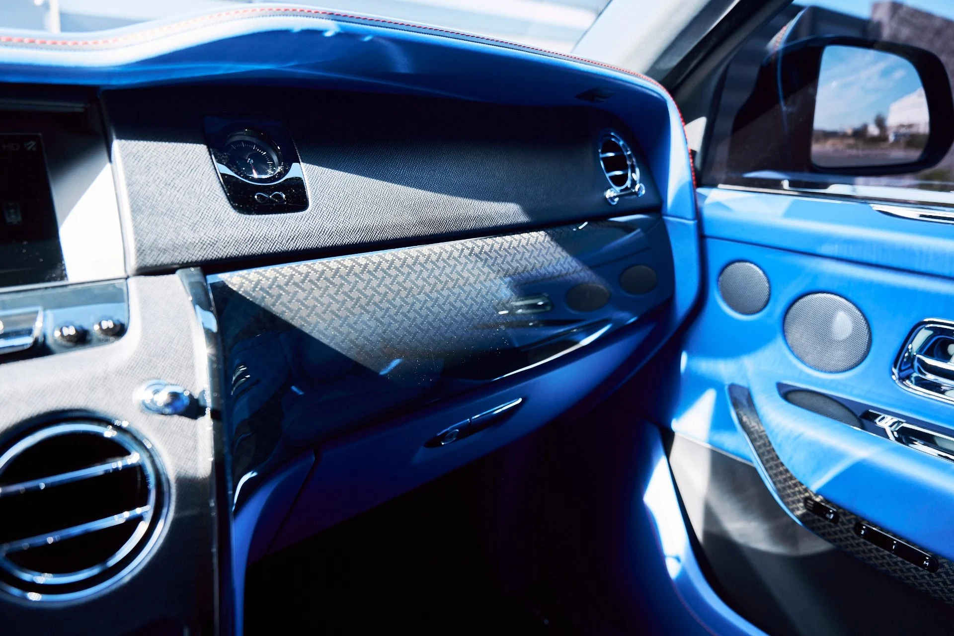 mph082_3527820072_Used_2021_Rolls_Royce_Cullinan_Base_1770692321_2a34f2c453