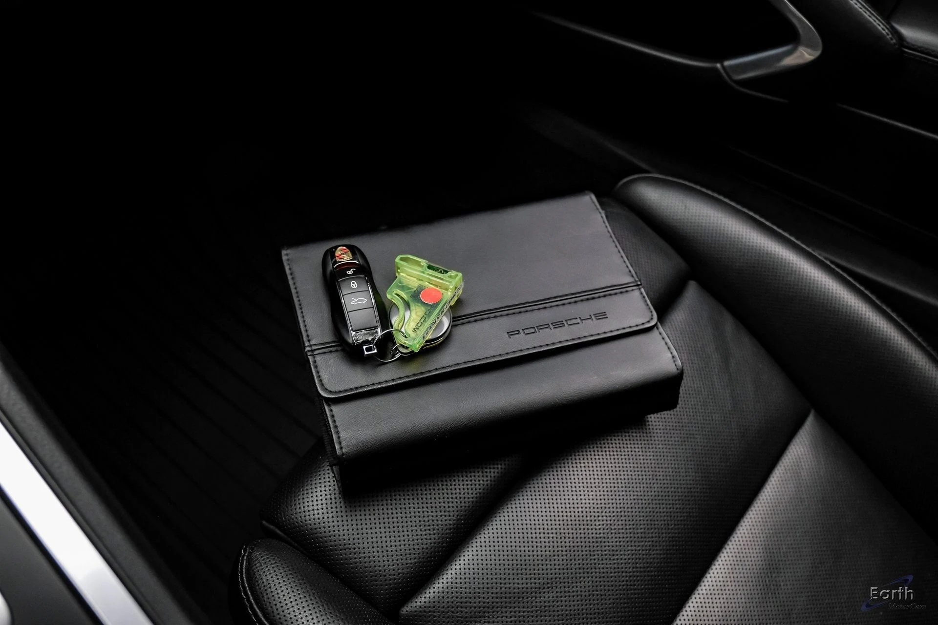 mph082_3535937284_178f49eb4fcc6c256cd9eefdbe7bbce9x_fc17d38720