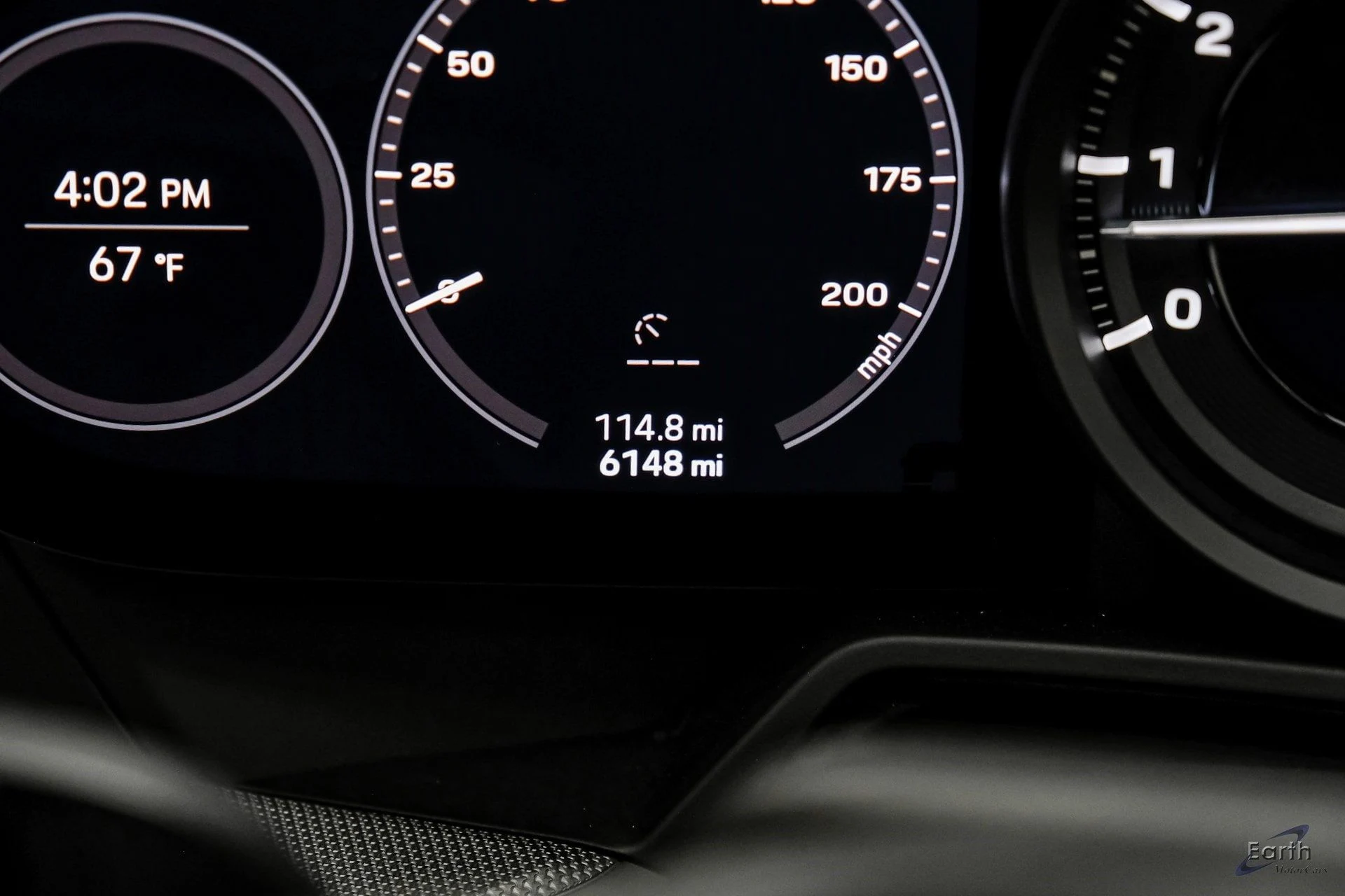 mph082_3669019426_c3116914e9299804fc66ee570b57ad69x_a49152098b