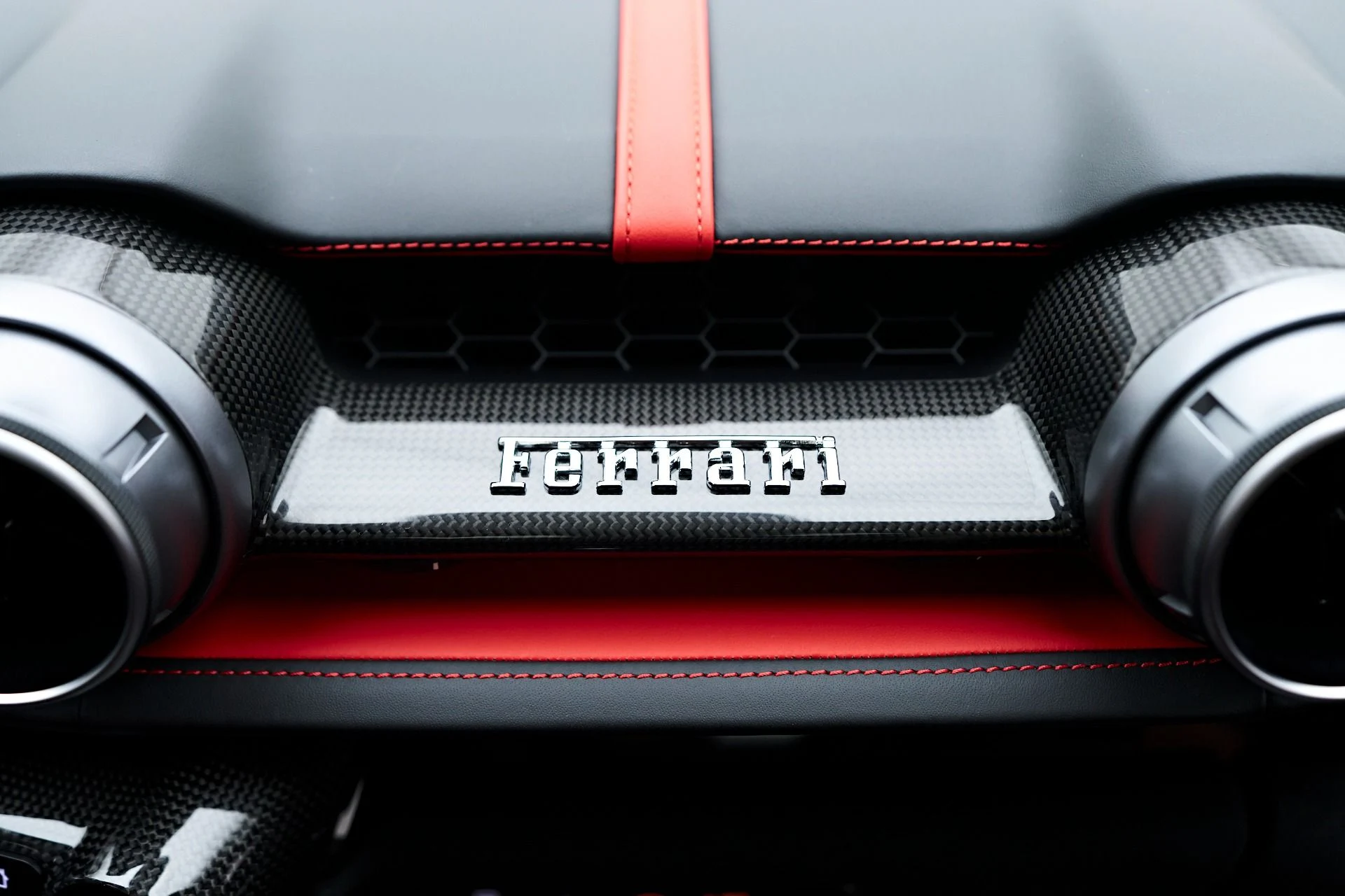 mph082_3978278825_Used_2020_Ferrari_812_Superfast_Base_1753754444_81869f16ef