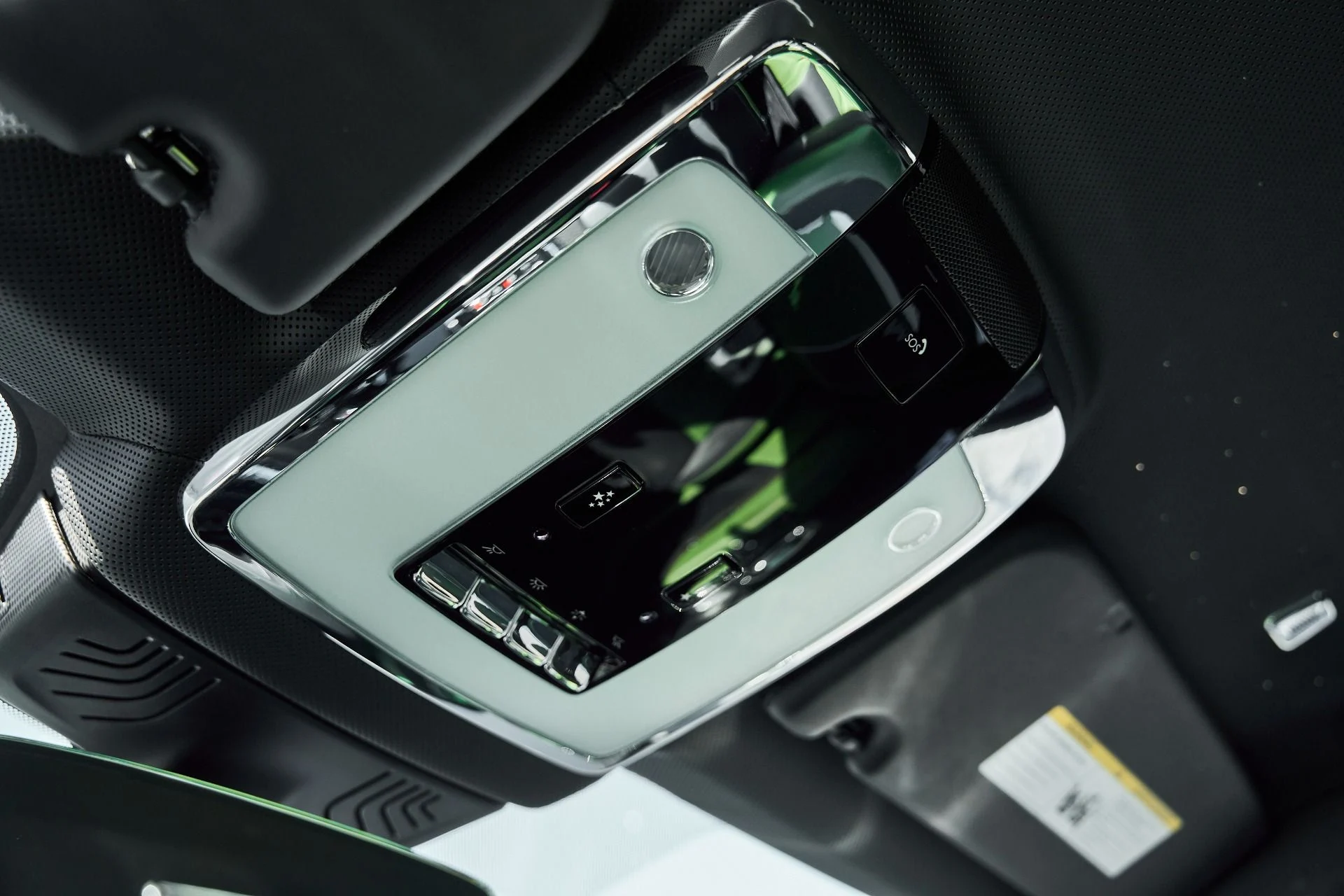 mph082_4034052493_Used_2023_Rolls_Royce_Cullinan_Black_Badge_1769736574_f4a6296ec5