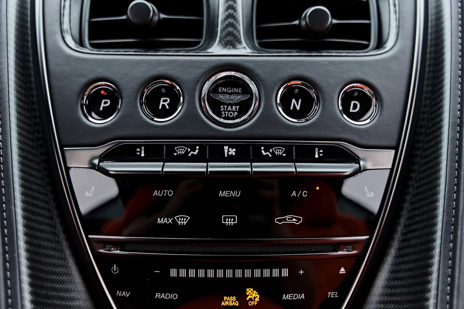 mph082_4040245228_Used_2023_Aston_Martin_DBS_Ultimate_1787789536_1b73b04ccc