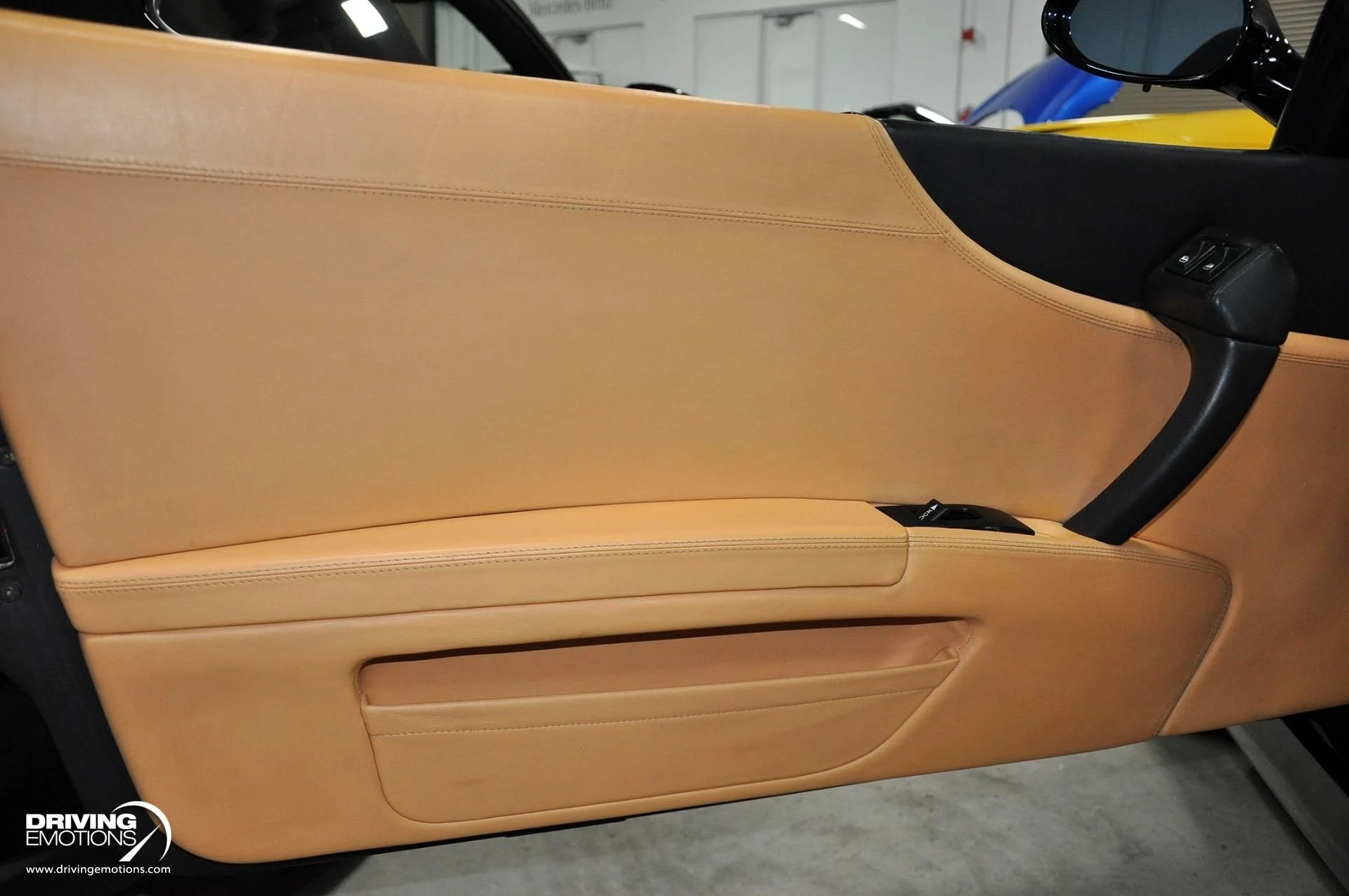 mph082_4115513164_284_p83_l_f99590ba51