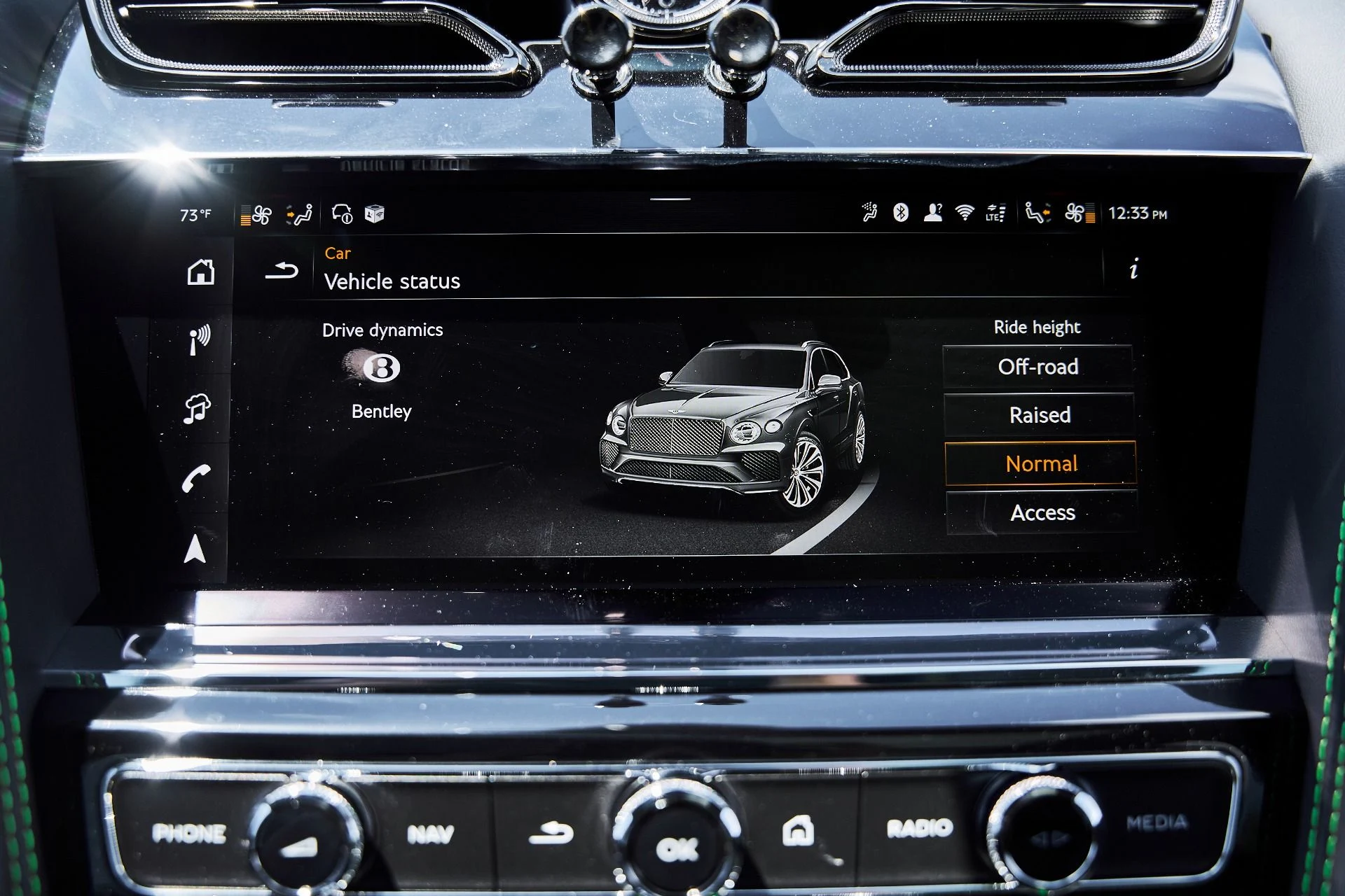 mph082_4151989778_Used_2025_Bentley_Bentayga_S_Black_Edition_1777750209_8588ffa399