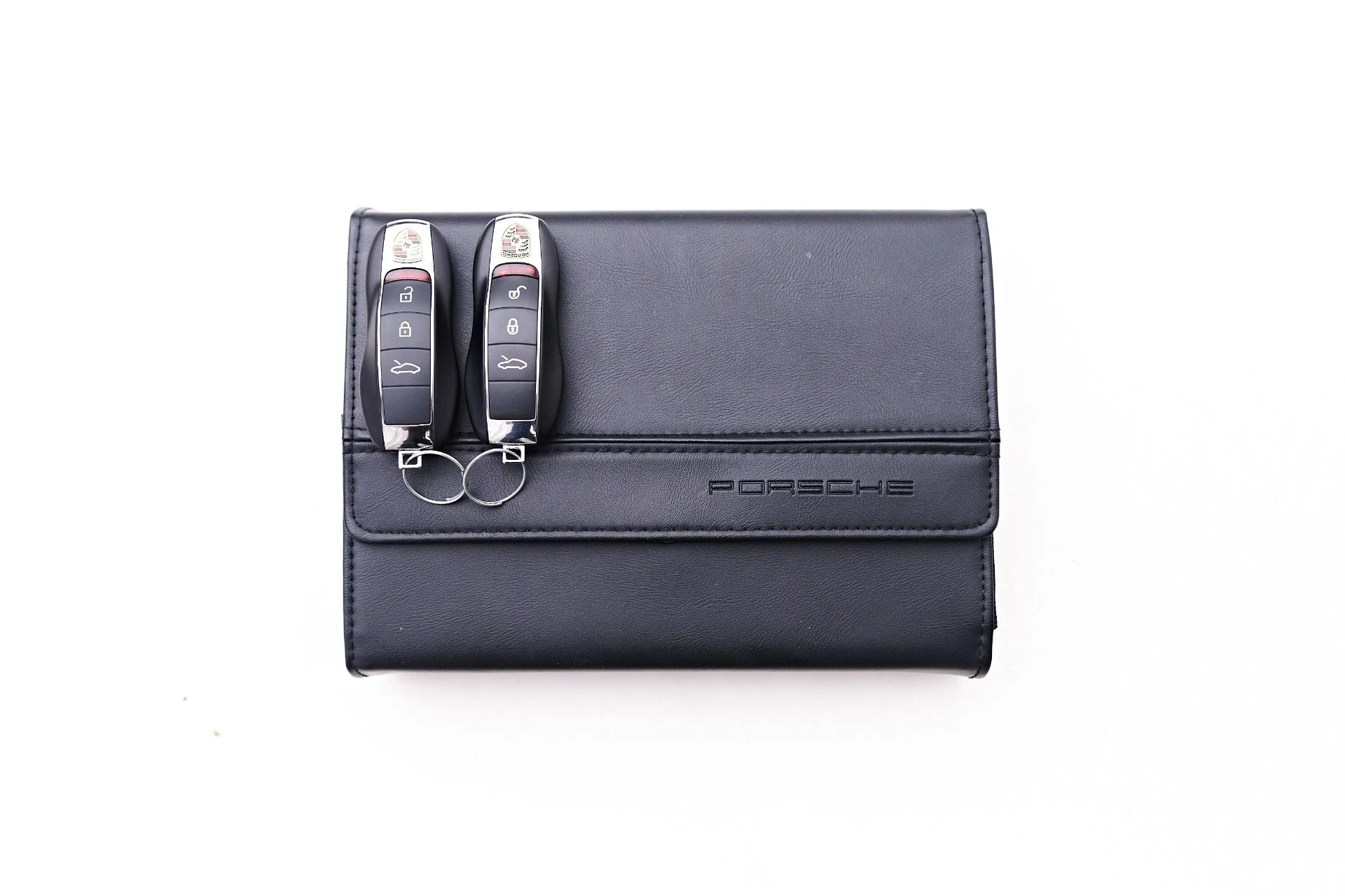 mph082_4176466812_Used_2015_Porsche_911_Carrera_1752707667_963ede4b42
