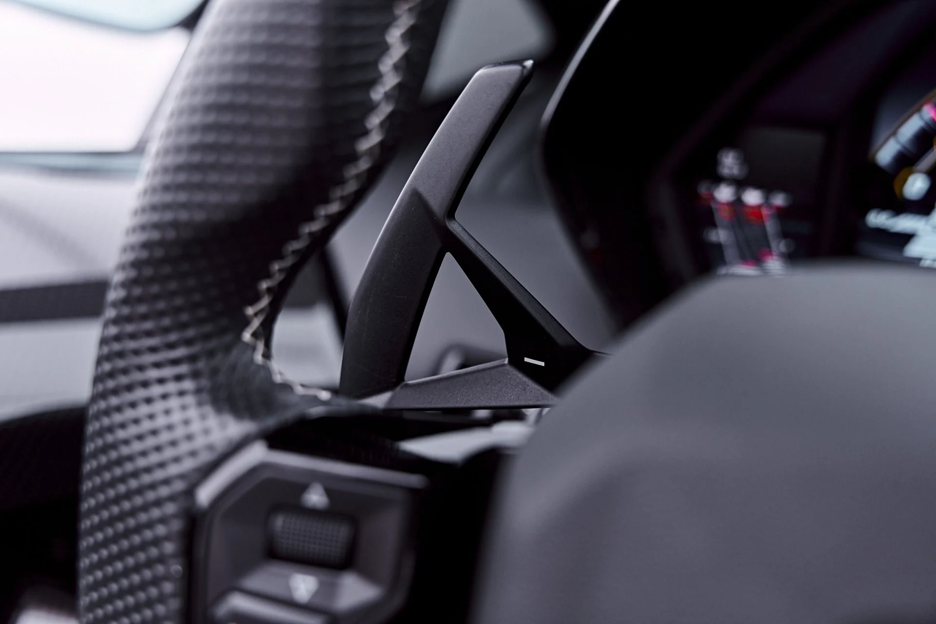 mph082_423722855_Used_2021_Lamborghini_Aventador_SVJ_Base_1784080291_2d4720f882