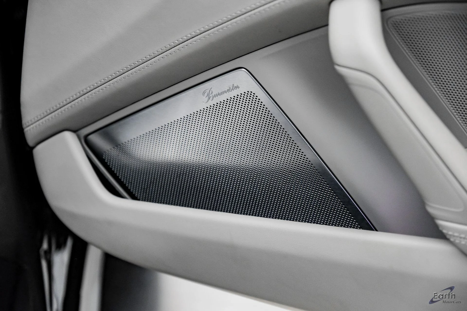 mph082_429738688_9374a00b92d31f553c6b234f0c95fc7ax_2e8c77da0a