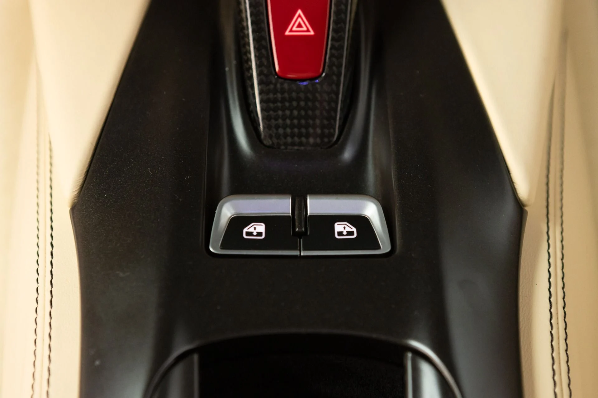 mph082_547378555_Used_2018_Ferrari_812_Superfast_1775055143_6d4ac8ce3c