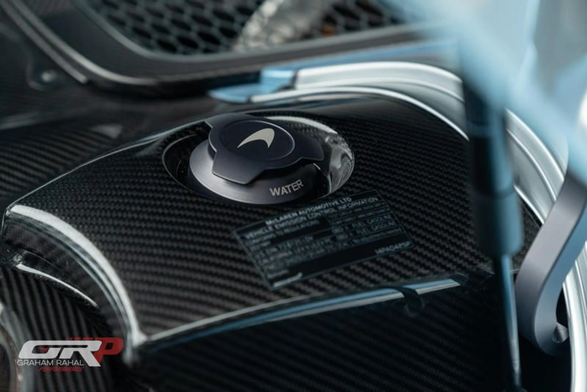 mph082_633401429_424875_E4_4_CE_6_4_D4_E_BDB_3_8750_E4972_B8_D_eeaa5cce43