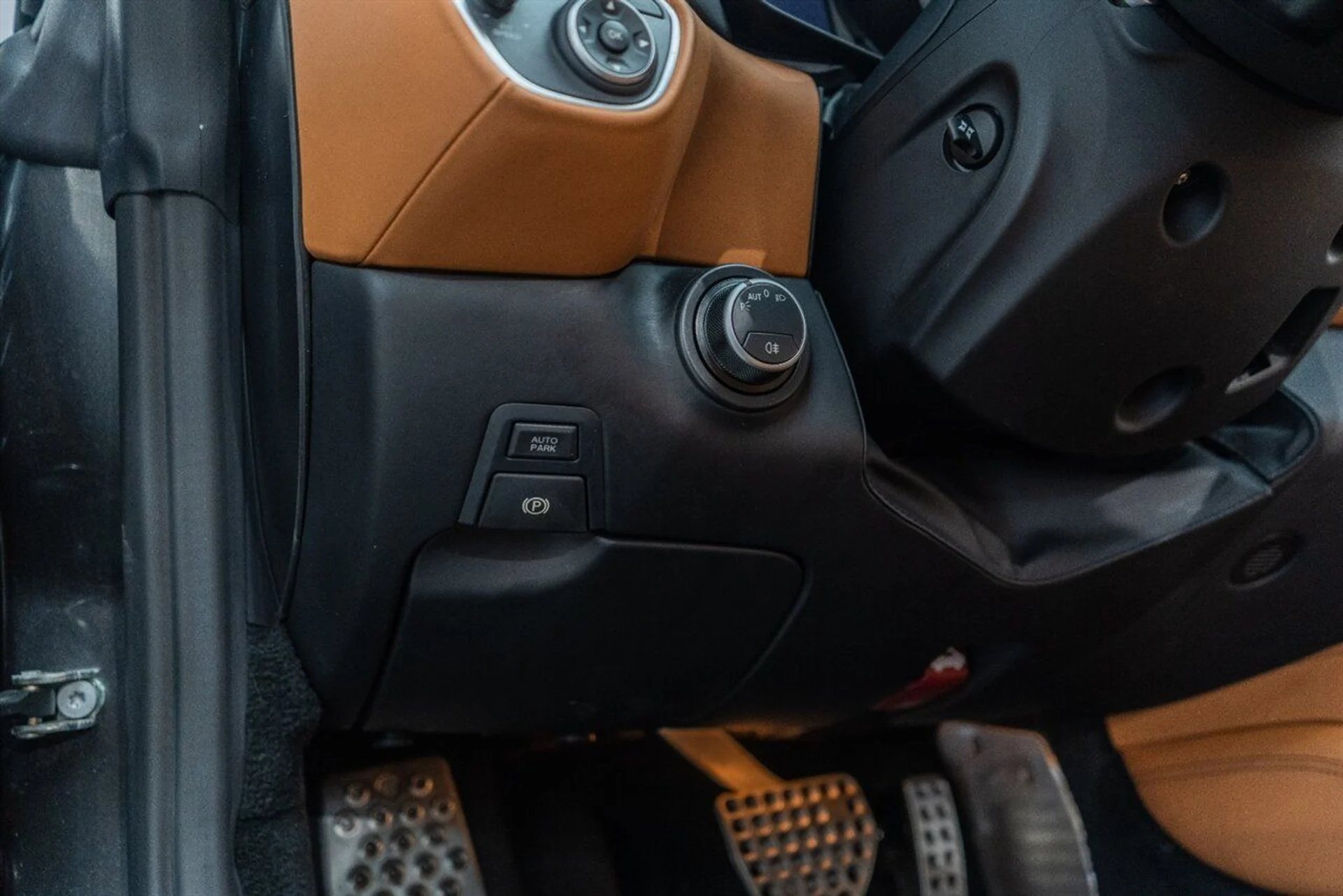 mph082_671493518_5746ec63a2_1280_a8ff9b7f9f