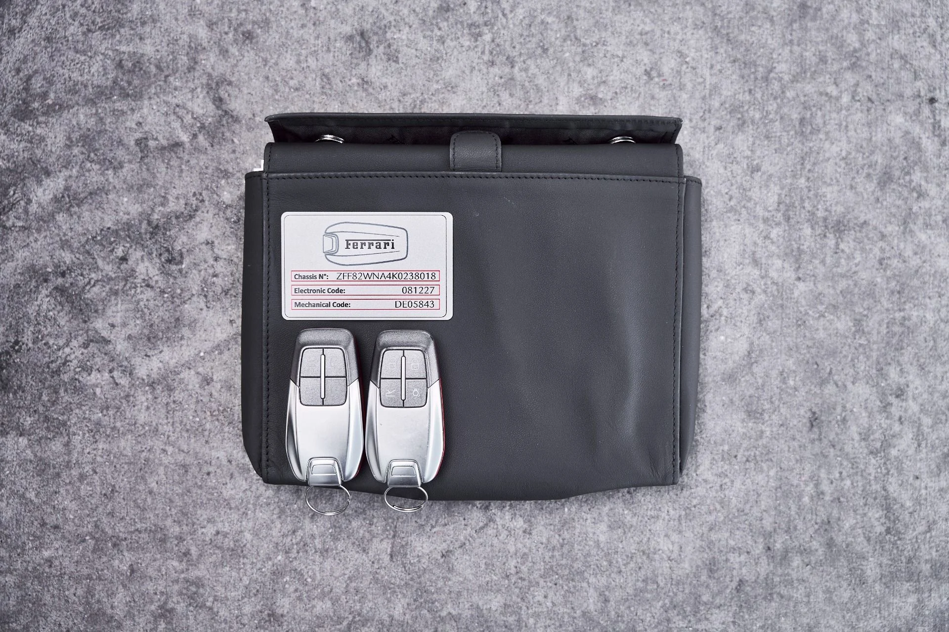 mph082_927419405_Used_2019_Ferrari_GTC_4_Lusso_V12_1771467728_83e74f63e9