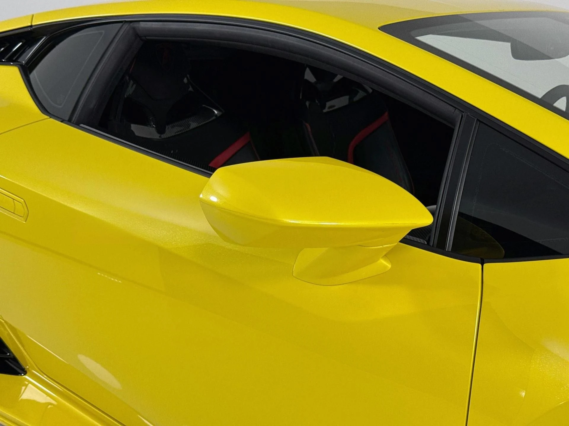 mph082_939231845_Used_2023_Lamborghini_Huracan_Tecnica_1793401559_635767c88b
