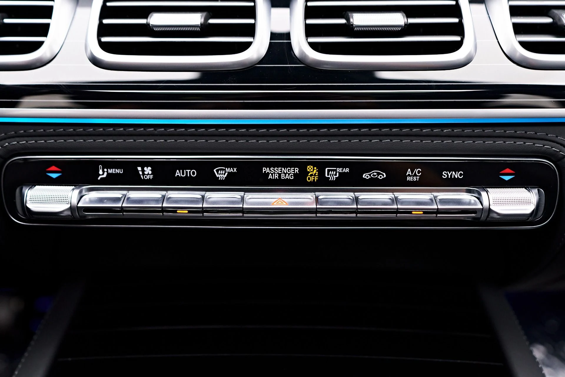 mph082_955902477_Used_2024_Mercedes_Benz_GLS_Maybach_GLS_600_1754358854_24001fd8b7